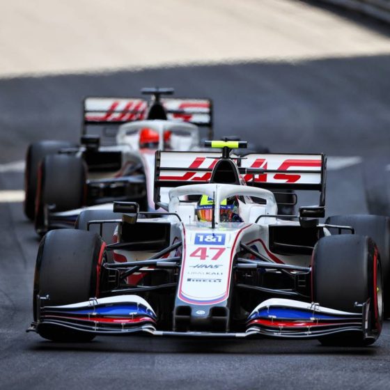 Two rookies ‘a welcome challenge’ says Haas’ Komatsu