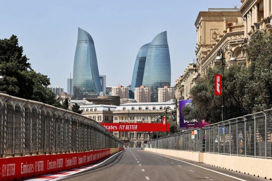 Circuit atmosphere - Scenic Baku.
03.06.2021. Formula 1 World Championship, Rd 6, Azerbaijan Grand Prix, Baku Street Circuit, Azerbaijan, Preparation Day.
- www.xpbimages.com, EMail: requests@xpbimages.com &copy; Copyright: Moy / XPB Images