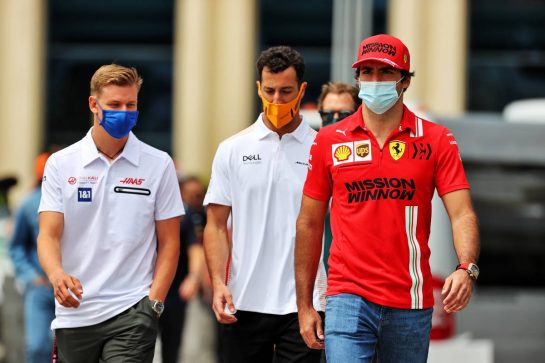 Carlos Sainz Jr (ESP) Ferrari.
04.06.2021. Formula 1 World Championship, Rd 6, Azerbaijan Grand Prix, Baku Street Circuit, Azerbaijan, Practice Day.
- www.xpbimages.com, EMail: requests@xpbimages.com © Copyright: Batchelor / XPB Images