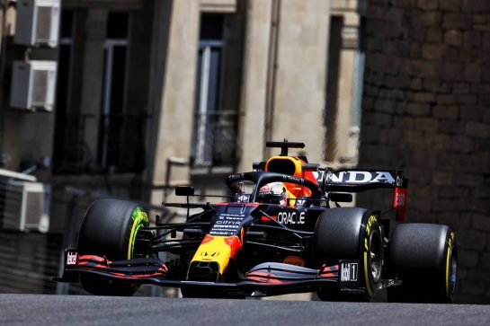 Max Verstappen (NLD) Red Bull Racing RB16B.
04.06.2021. Formula 1 World Championship, Rd 6, Azerbaijan Grand Prix, Baku Street Circuit, Azerbaijan, Practice Day.
- www.xpbimages.com, EMail: requests@xpbimages.com © Copyright: Batchelor / XPB Images