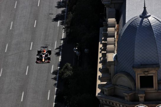 Max Verstappen (NLD) Red Bull Racing RB16B.
05.06.2021. Formula 1 World Championship, Rd 6, Azerbaijan Grand Prix, Baku Street Circuit, Azerbaijan, Qualifying Day.
- www.xpbimages.com, EMail: requests@xpbimages.com &copy; Copyright: Batchelor / XPB Images