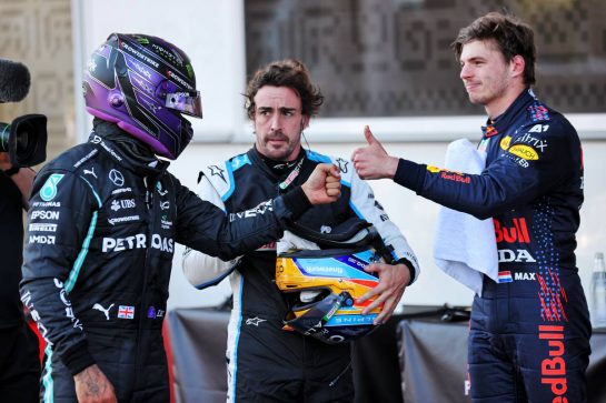 (L to R): Lewis Hamilton (GBR) Mercedes AMG F1 with Fernando Alonso (ESP) Alpine F1 Team and Max Verstappen (NLD) Red Bull Racing in qualifying parc ferme.
05.06.2021. Formula 1 World Championship, Rd 6, Azerbaijan Grand Prix, Baku Street Circuit, Azerbaijan, Qualifying Day.
- www.xpbimages.com, EMail: requests@xpbimages.com &copy; Copyright: Batchelor / XPB Images