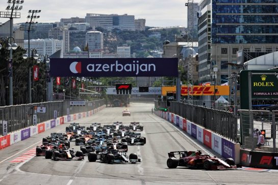 Charles Leclerc (MON) Ferrari SF-21 leads at the start of the race.
06.06.2021. Formula 1 World Championship, Rd 6, Azerbaijan Grand Prix, Baku Street Circuit, Azerbaijan, Race Day.
- www.xpbimages.com, EMail: requests@xpbimages.com &copy; Copyright: Batchelor / XPB Images