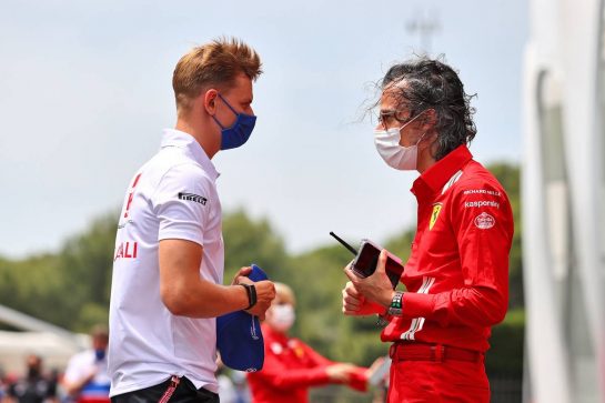(L to R): Mick Schumacher (GER) Haas F1 Team with Laurent Mekies (FRA) Ferrari Sporting Director.
17.06.2021. Formula 1 World Championship, Rd 7, French Grand Prix, Paul Ricard, France, Preparation Day.
- www.xpbimages.com, EMail: requests@xpbimages.com &copy; Copyright: Moy / XPB Images