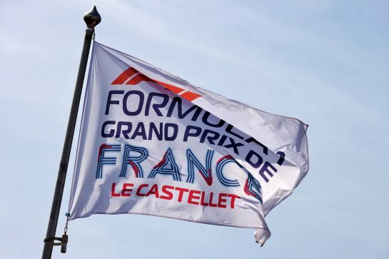 French Grand Prix flag.
18.06.2021. Formula 1 World Championship, Rd 7, French Grand Prix, Paul Ricard, France, Practice Day.
- www.xpbimages.com, EMail: requests@xpbimages.com © Copyright: Batchelor / XPB Images