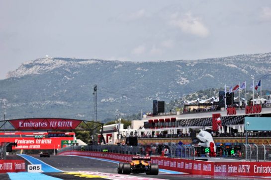 Lando Norris (GBR) McLaren MCL35M.
18.06.2021. Formula 1 World Championship, Rd 7, French Grand Prix, Paul Ricard, France, Practice Day.
- www.xpbimages.com, EMail: requests@xpbimages.com © Copyright: Charniaux / XPB Images
