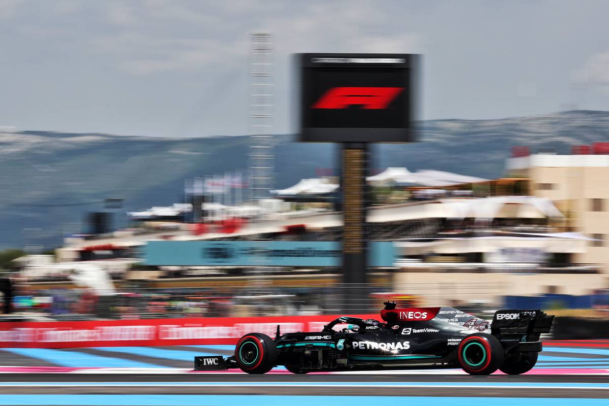 Bottas feeling ‘a lot better’ after chassis swap