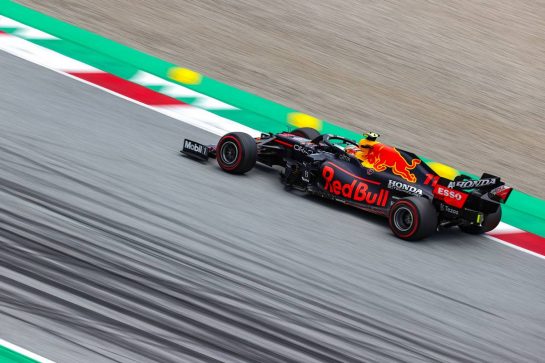 Sergio Perez (MEX), Red Bull Racing
26.06.2021. Formula 1 World Championship, Rd 8, Steiermark Grand Prix, Spielberg, Austria, Qualifying Day.
- www.xpbimages.com, EMail: requests@xpbimages.com © Copyright: Charniaux / XPB Images
