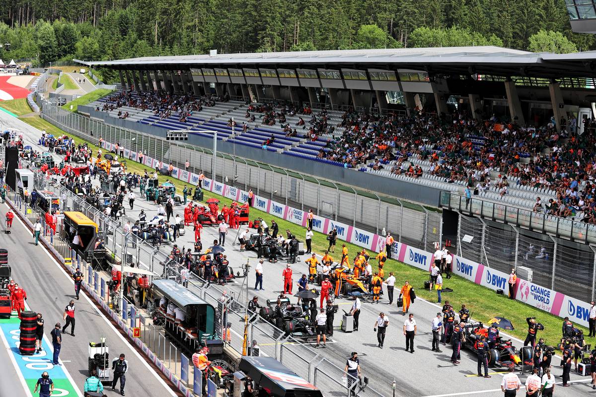 ‘Just perfect’ Verstappen storms to fourth win of 2021