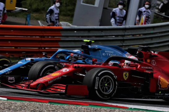 Esteban Ocon (FRA) Alpine F1 Team A521 and Charles Leclerc (MON) Ferrari SF-21 battle for position.
27.06.2021. Formula 1 World Championship, Rd 8, Steiermark Grand Prix, Spielberg, Austria, Race Day.
- www.xpbimages.com, EMail: requests@xpbimages.com © Copyright: Batchelor / XPB Images