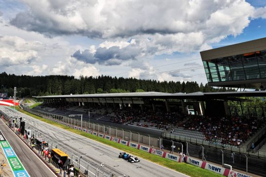 Nicholas Latifi (CDN) Williams Racing FW43B.
27.06.2021. Formula 1 World Championship, Rd 8, Steiermark Grand Prix, Spielberg, Austria, Race Day.
- www.xpbimages.com, EMail: requests@xpbimages.com © Copyright: Moy / XPB Images