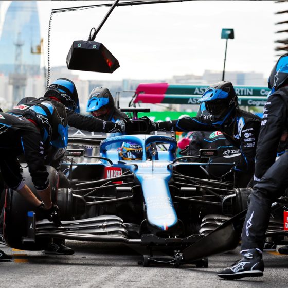 Alonso happy with ‘fun and productive’ last two laps in Baku