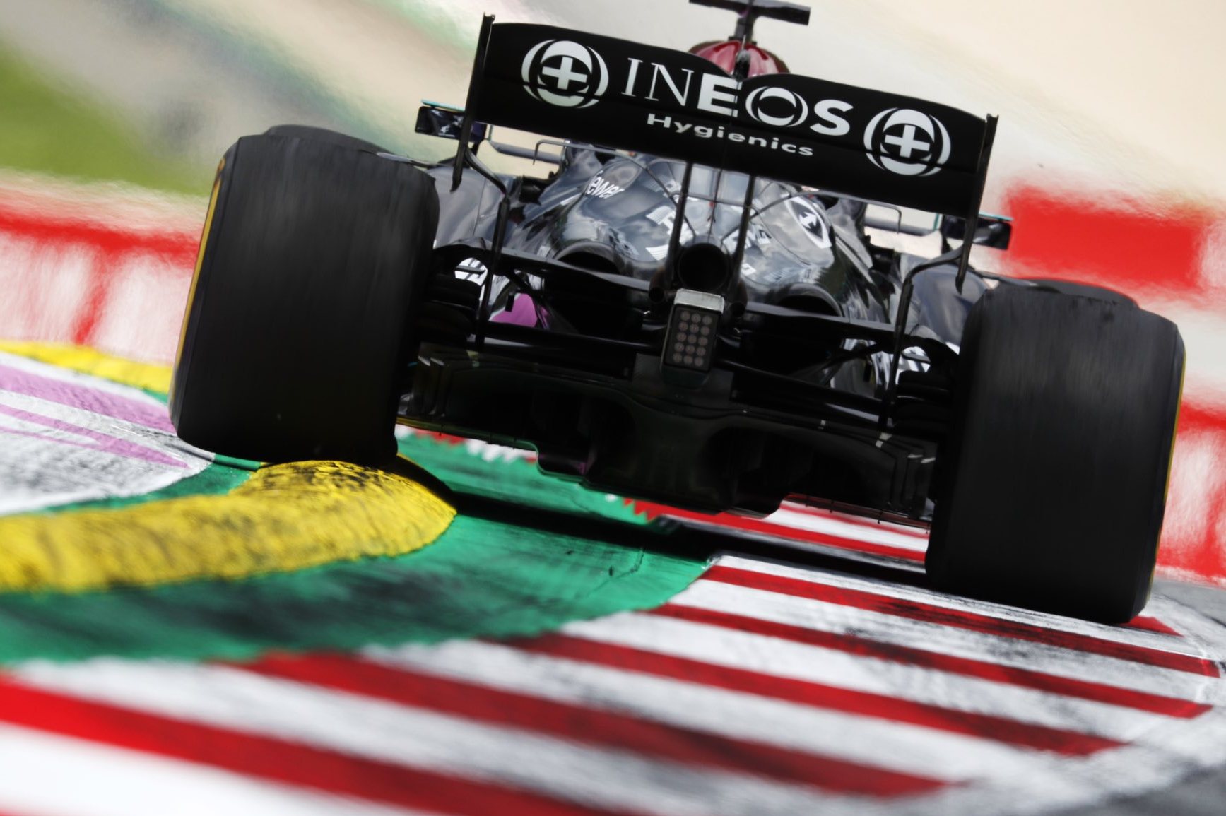 Mercedes suggests ‘wacky setup’ hit race pace in Styria