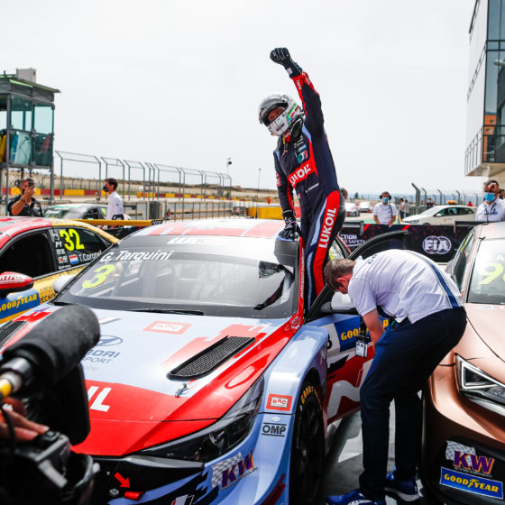 WTCR – Tarquini beats home hero Azcona
