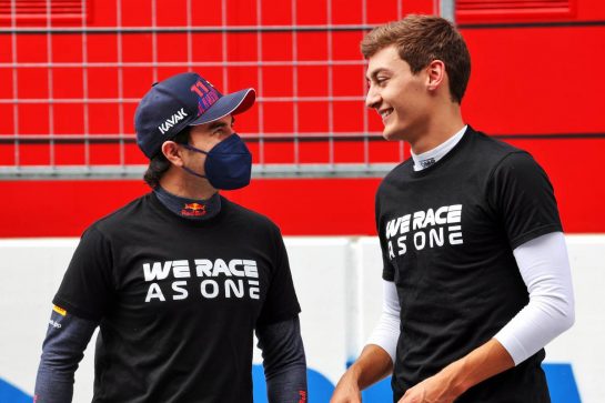 (L to R): Sergio Perez (MEX) Red Bull Racing and George Russell (GBR) Williams Racing on the grid.
04.07.2021. Formula 1 World Championship, Rd 9, Austrian Grand Prix, Spielberg, Austria, Race Day.
- www.xpbimages.com, EMail: requests@xpbimages.com © Copyright: Batchelor / XPB Images