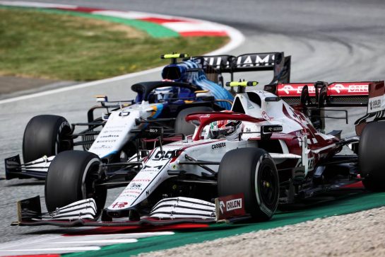 Antonio Giovinazzi (ITA) Alfa Romeo Racing C41 and Nicholas Latifi (CDN) Williams Racing FW43B battle for position.
04.07.2021. Formula 1 World Championship, Rd 9, Austrian Grand Prix, Spielberg, Austria, Race Day.
- www.xpbimages.com, EMail: requests@xpbimages.com © Copyright: Charniaux / XPB Images