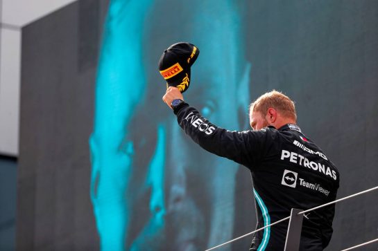 Valtteri Bottas (FIN) Mercedes AMG F1 celebrates his second position on the podium.
04.07.2021. Formula 1 World Championship, Rd 9, Austrian Grand Prix, Spielberg, Austria, Race Day.
- www.xpbimages.com, EMail: requests@xpbimages.com © Copyright: FIA Pool Image for Editorial Use Only
