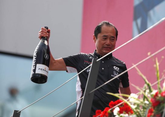Toyoharu Tanabe (JPN) Honda Racing F1 Technical Director celebrates on the podium.
04.07.2021. Formula 1 World Championship, Rd 9, Austrian Grand Prix, Spielberg, Austria, Race Day.
- www.xpbimages.com, EMail: requests@xpbimages.com © Copyright: FIA Pool Image for Editorial Use Only