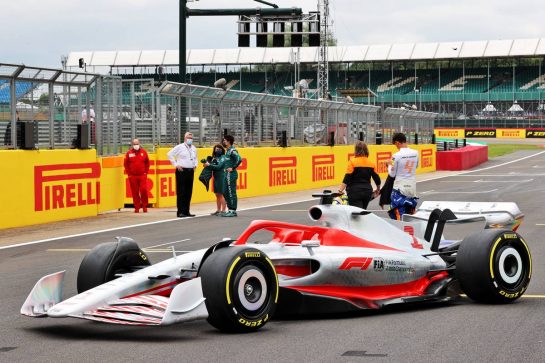 2022 Car Launch.
15.07.2021. Formula 1 World Championship, Rd 10, British Grand Prix, Silverstone, England, Preparation Day.
- www.xpbimages.com, EMail: requests@xpbimages.com &copy; Copyright: Batchelor / XPB Images