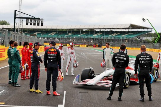 Drivers at the 2022 Car Launch.
15.07.2021. Formula 1 World Championship, Rd 10, British Grand Prix, Silverstone, England, Preparation Day.
- www.xpbimages.com, EMail: requests@xpbimages.com © Copyright: Batchelor / XPB Images