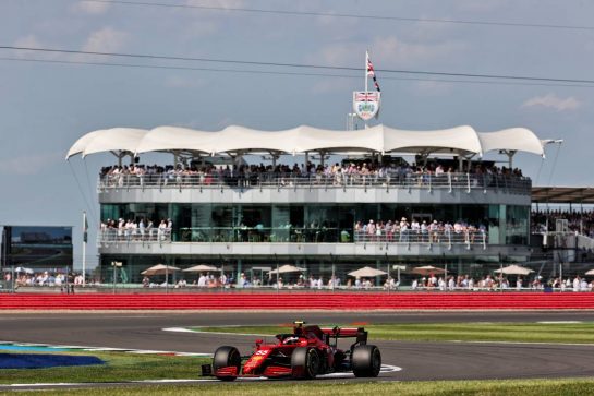 Carlos Sainz Jr (ESP) Ferrari SF-21.
18.07.2021. Formula 1 World Championship, Rd 10, British Grand Prix, Silverstone, England, Race Day.
- www.xpbimages.com, EMail: requests@xpbimages.com &copy; Copyright: Batchelor / XPB Images