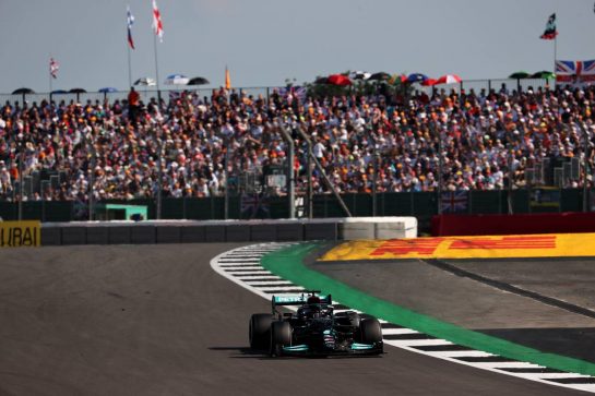 Lewis Hamilton (GBR) Mercedes AMG F1.
18.07.2021. Formula 1 World Championship, Rd 10, British Grand Prix, Silverstone, England, Race Day.
- www.xpbimages.com, EMail: requests@xpbimages.com &copy; Copyright: Batchelor / XPB Images