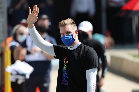 Mick Schumacher (GER) Haas VF-21.
18.07.2021. Formula 1 World Championship, Rd 10, British Grand Prix, Silverstone, England, Race Day.
- www.xpbimages.com, EMail: requests@xpbimages.com &copy; Copyright: Batchelor / XPB Images