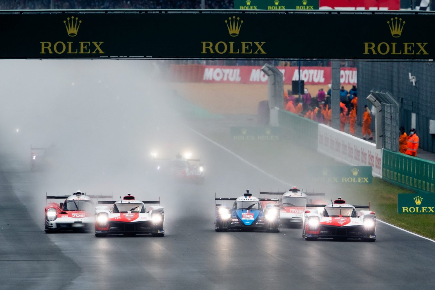 Le Mans: Toyota squad leads the field into the night