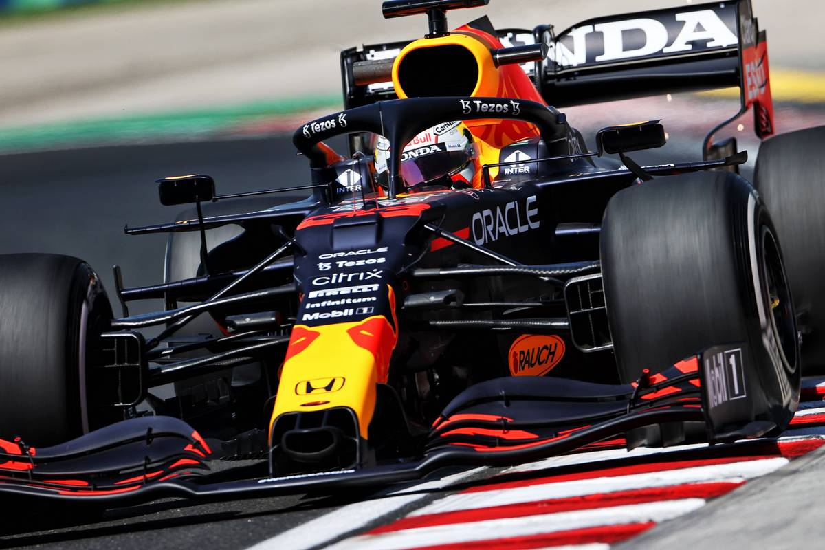 Hamilton edges Verstappen in final practice in Hungary