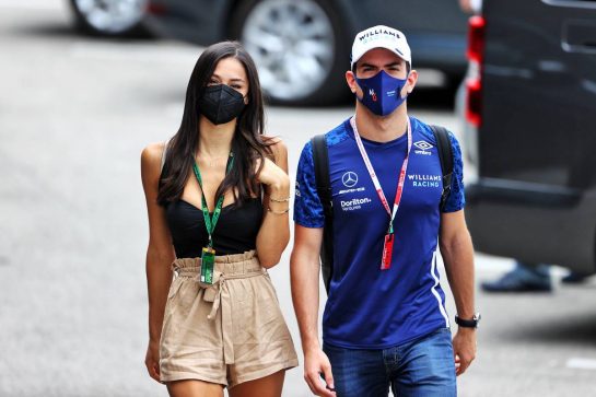 Nicholas Latifi (CDN) Williams Racing with his girlfriend Sandra Dziwiszek (POL).
31.07.2021. Formula 1 World Championship, Rd 11, Hungarian Grand Prix, Budapest, Hungary, Qualifying Day.
- www.xpbimages.com, EMail: requests@xpbimages.com &copy; Copyright: Moy / XPB Images