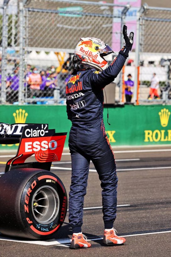 Max Verstappen (NLD) Red Bull Racing celebrates his third position in qualifying parc ferme.
31.07.2021. Formula 1 World Championship, Rd 11, Hungarian Grand Prix, Budapest, Hungary, Qualifying Day.
- www.xpbimages.com, EMail: requests@xpbimages.com &copy; Copyright: Moy / XPB Images
