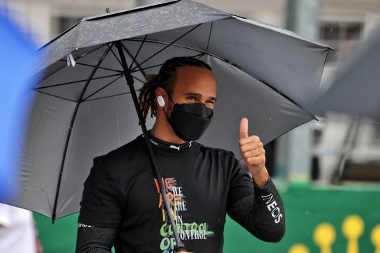 Lewis Hamilton (GBR) Mercedes AMG F1 on the grid.
01.08.2021. Formula 1 World Championship, Rd 11, Hungarian Grand Prix, Budapest, Hungary, Race Day.
- www.xpbimages.com, EMail: requests@xpbimages.com &copy; Copyright: Moy / XPB Images