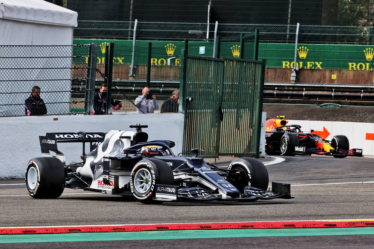 Bottas edges Verstappen in Belgian GP first practice
