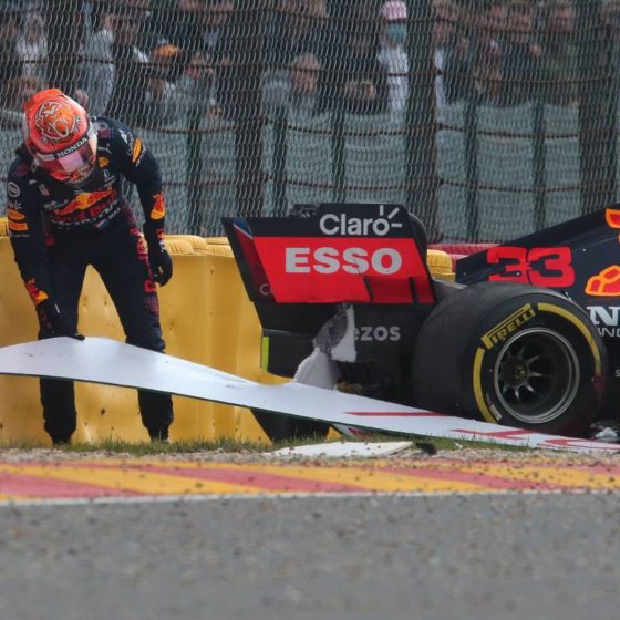 Verstappen ‘very positive’ despite crashing out in FP2