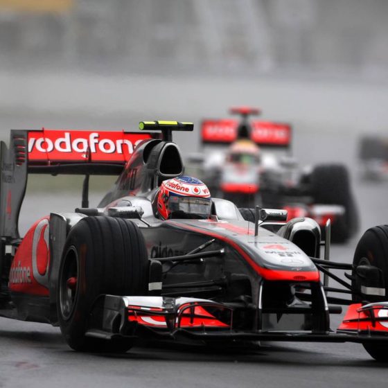 Button admits to one weakness relative to Hamilton and Alonso