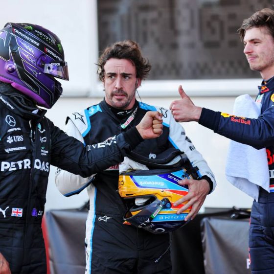 Alonso explains Verstappen ‘not British’ remarks