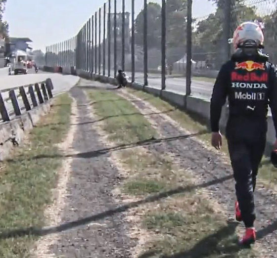 Verstappen and Hamilton collide at Monza!