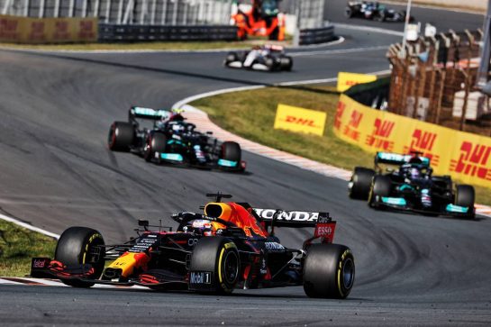Max Verstappen (NLD) Red Bull Racing RB16B.
05.09.2021. Formula 1 World Championship, Rd 13, Dutch Grand Prix, Zandvoort, Netherlands, Race Day.
- www.xpbimages.com, EMail: requests@xpbimages.com © Copyright: Batchelor / XPB Images