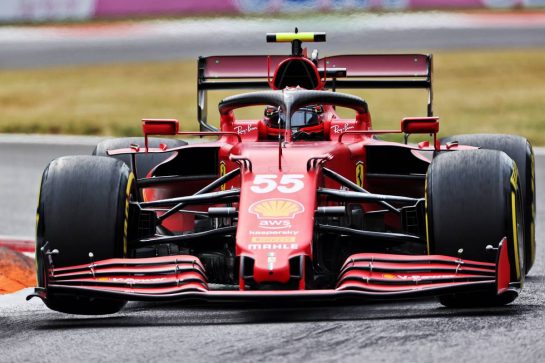Carlos Sainz Jr (ESP) Ferrari SF-21.
10.09.2021. Formula 1 World Championship, Rd 14, Italian Grand Prix, Monza, Italy, Qualifying Day.
- www.xpbimages.com, EMail: requests@xpbimages.com &copy; Copyright: Charniaux / XPB Images
