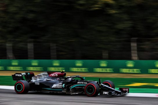 Valtteri Bottas (FIN) Mercedes AMG F1 W12.
10.09.2021. Formula 1 World Championship, Rd 14, Italian Grand Prix, Monza, Italy, Qualifying Day.
- www.xpbimages.com, EMail: requests@xpbimages.com &copy; Copyright: Batchelor / XPB Images