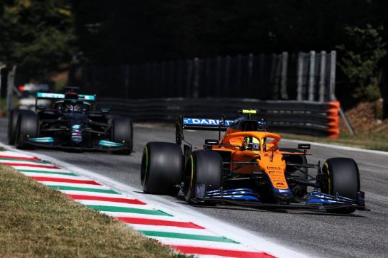 Lando Norris (GBR) McLaren MCL35M.
12.09.2021. Formula 1 World Championship, Rd 14, Italian Grand Prix, Monza, Italy, Race Day.
- www.xpbimages.com, EMail: requests@xpbimages.com &copy; Copyright: Charniaux / XPB Images