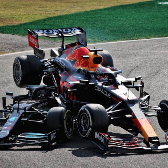 Villeneuve ‘bothered’ by driver mistakes getting punished