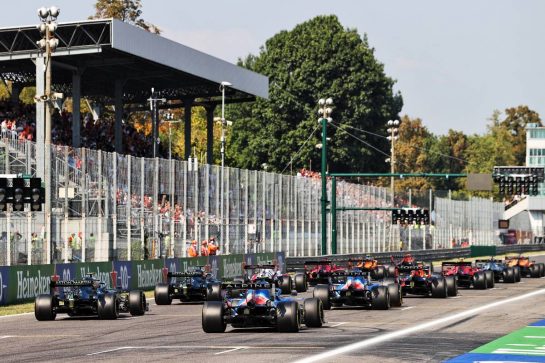 Esteban Ocon (FRA) Alpine F1 Team A521 at the start of the race.
12.09.2021. Formula 1 World Championship, Rd 14, Italian Grand Prix, Monza, Italy, Race Day.
- www.xpbimages.com, EMail: requests@xpbimages.com &copy; Copyright: Moy / XPB Images