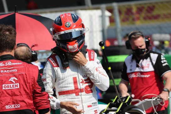 Robert Kubica (POL) Alfa Romeo Racing C39 Reserve Driver.
12.09.2021. Formula 1 World Championship, Rd 14, Italian Grand Prix, Monza, Italy, Race Day.
- www.xpbimages.com, EMail: requests@xpbimages.com &copy; Copyright: Batchelor / XPB Images