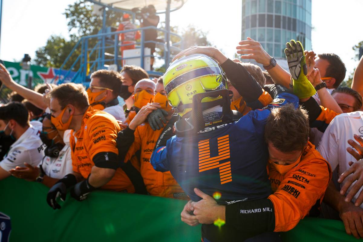 Norris happy to put McLaren first: “I will get my chance”