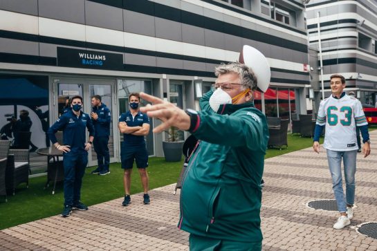 Otmar Szafnauer (USA) Aston Martin F1 Team Principal and CEO plays American Football in the paddock.
23.09.2021. Formula 1 World Championship, Rd 15, Russian Grand Prix, Sochi Autodrom, Sochi, Russia, Preparation Day.
- www.xpbimages.com, EMail: requests@xpbimages.com &copy; Copyright: Bearne / XPB Images