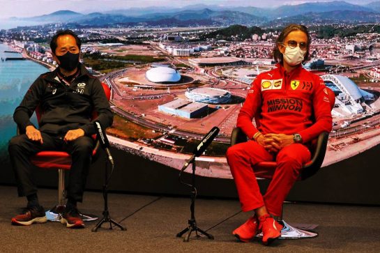 (L to R): Toyoharu Tanabe (JPN) Honda Racing F1 Technical Director and Laurent Mekies (FRA) Ferrari Sporting Director in the FIA Press Conference.
24.09.2021. Formula 1 World Championship, Rd 15, Russian Grand Prix, Sochi Autodrom, Sochi, Russia, Practice Day.
- www.xpbimages.com, EMail: requests@xpbimages.com &copy; Copyright: Moy / XPB Images