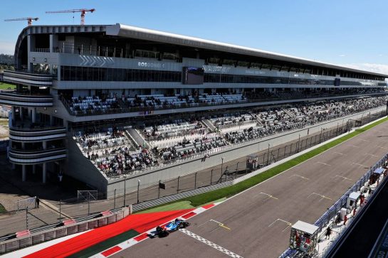 Esteban Ocon (FRA) Alpine F1 Team A521.
24.09.2021. Formula 1 World Championship, Rd 15, Russian Grand Prix, Sochi Autodrom, Sochi, Russia, Practice Day.
- www.xpbimages.com, EMail: requests@xpbimages.com &copy; Copyright: Batchelor / XPB Images