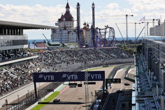 Lance Stroll (CDN) Aston Martin F1 Team AMR21.
24.09.2021. Formula 1 World Championship, Rd 15, Russian Grand Prix, Sochi Autodrom, Sochi, Russia, Practice Day.
- www.xpbimages.com, EMail: requests@xpbimages.com &copy; Copyright: Batchelor / XPB Images