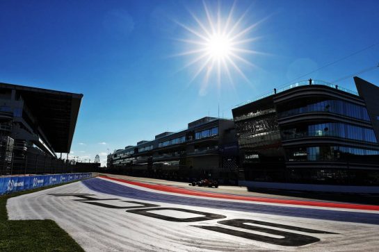 Max Verstappen (NLD) Red Bull Racing RB16B.
24.09.2021. Formula 1 World Championship, Rd 15, Russian Grand Prix, Sochi Autodrom, Sochi, Russia, Practice Day.
- www.xpbimages.com, EMail: requests@xpbimages.com &copy; Copyright: Moy / XPB Images